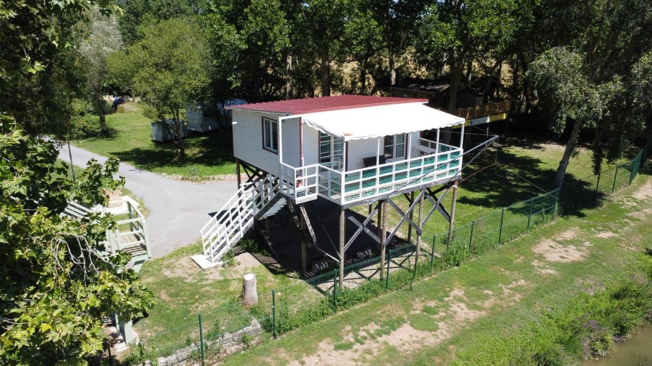 Camping Belle Riviere Chaniers Exterior foto